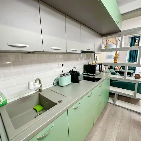 Del Mar Summerset Apartment